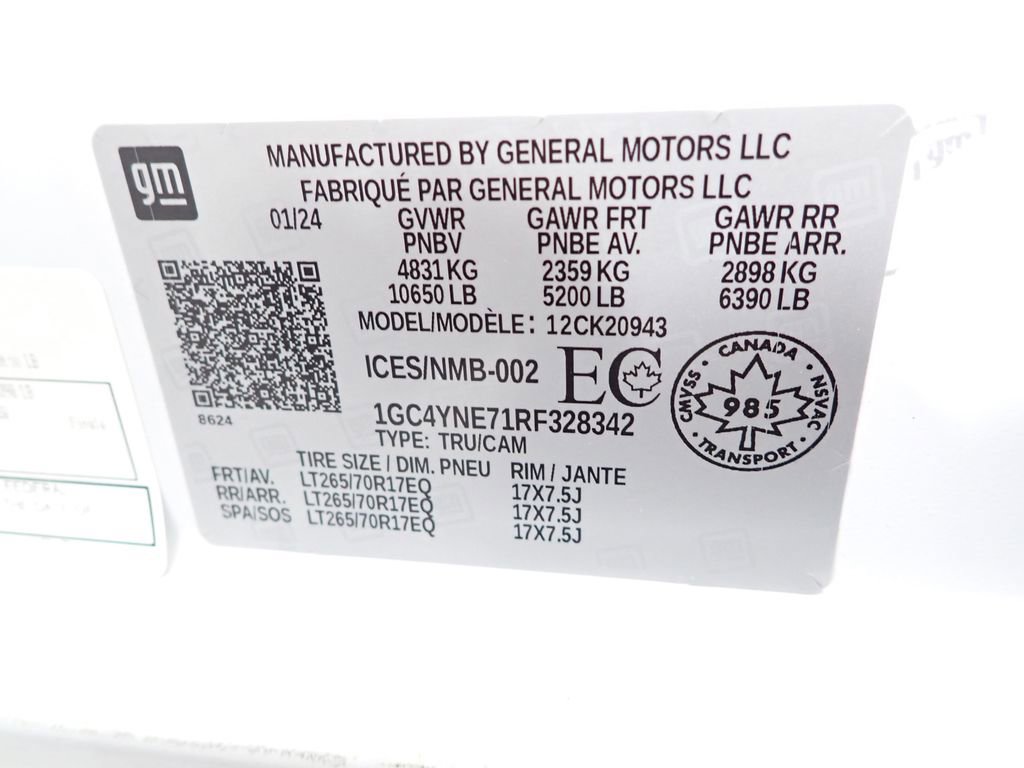 Used 2024 Chevrolet Silverado 2500 LT AWD/4WD image 41