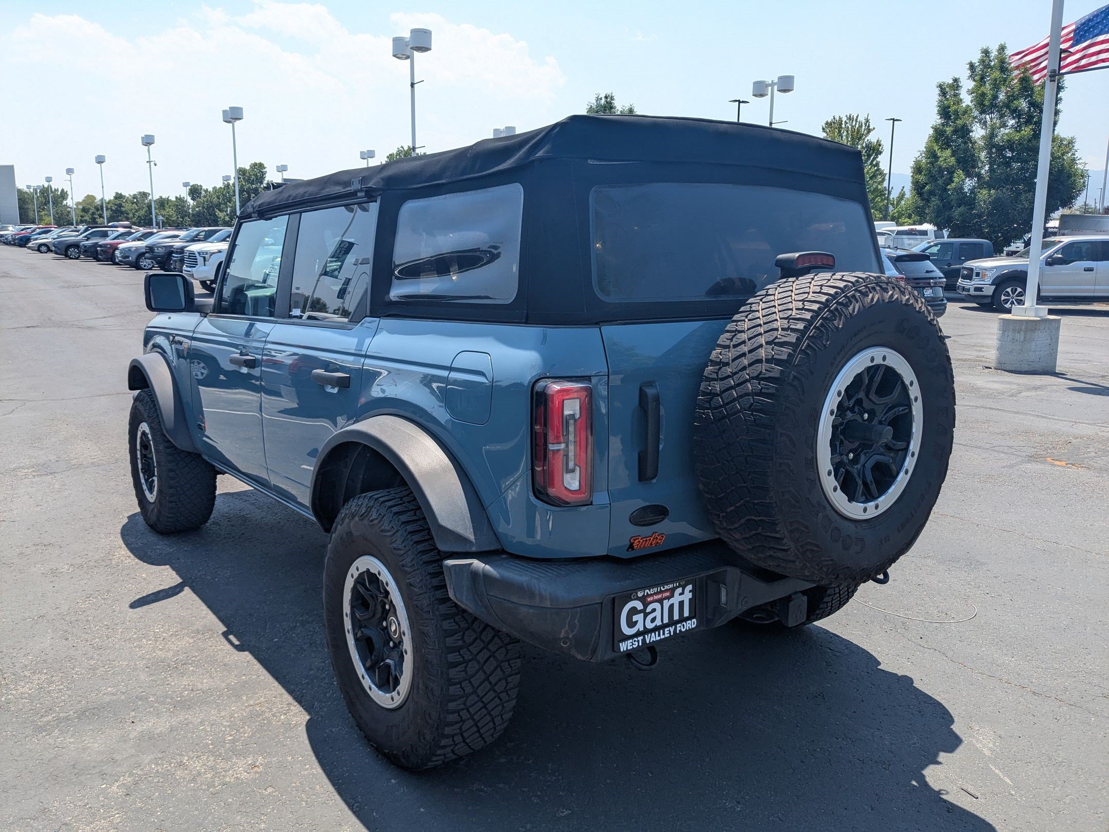 Used 2022 Ford Bronco Badlands w/ Sasquatch Package AWD/4WD image 9