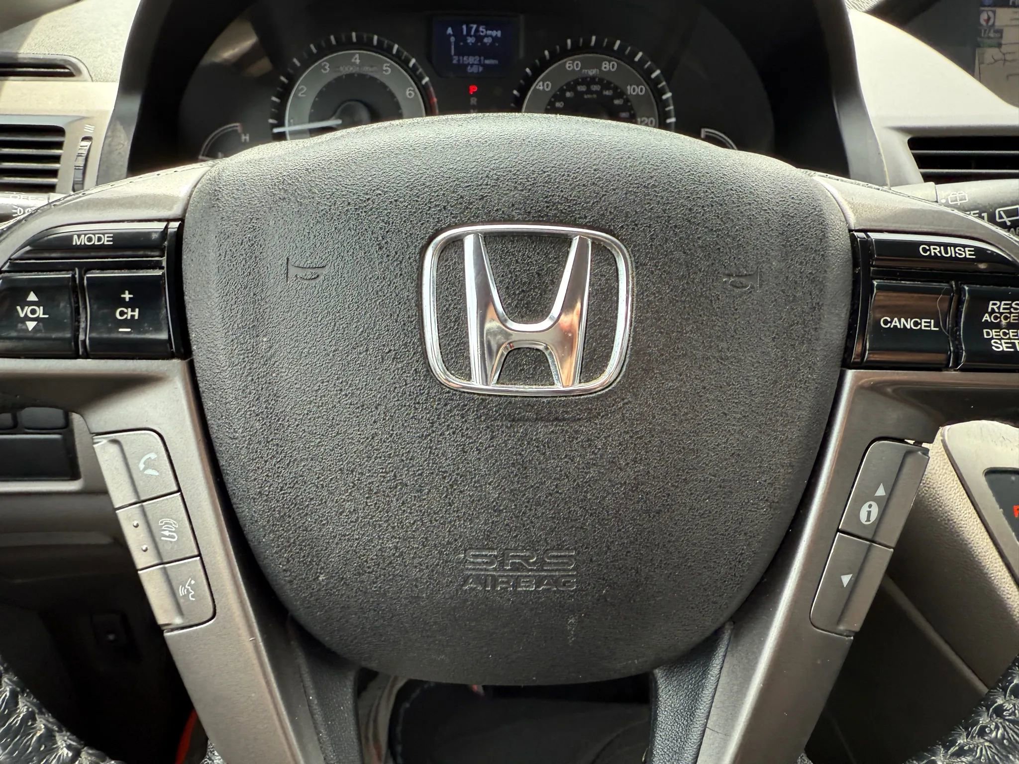 Used 2015 Honda Odyssey Touring Elite image 30