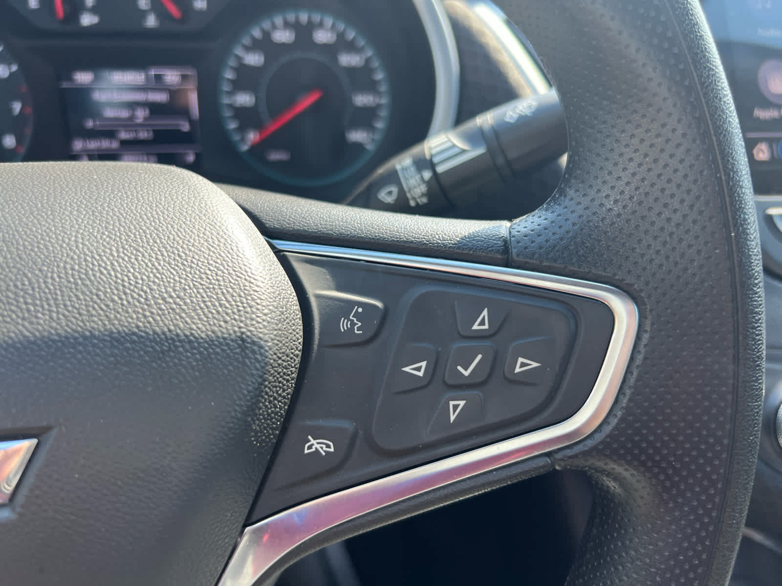 Used 2024 Chevrolet Malibu LT FWD image 16