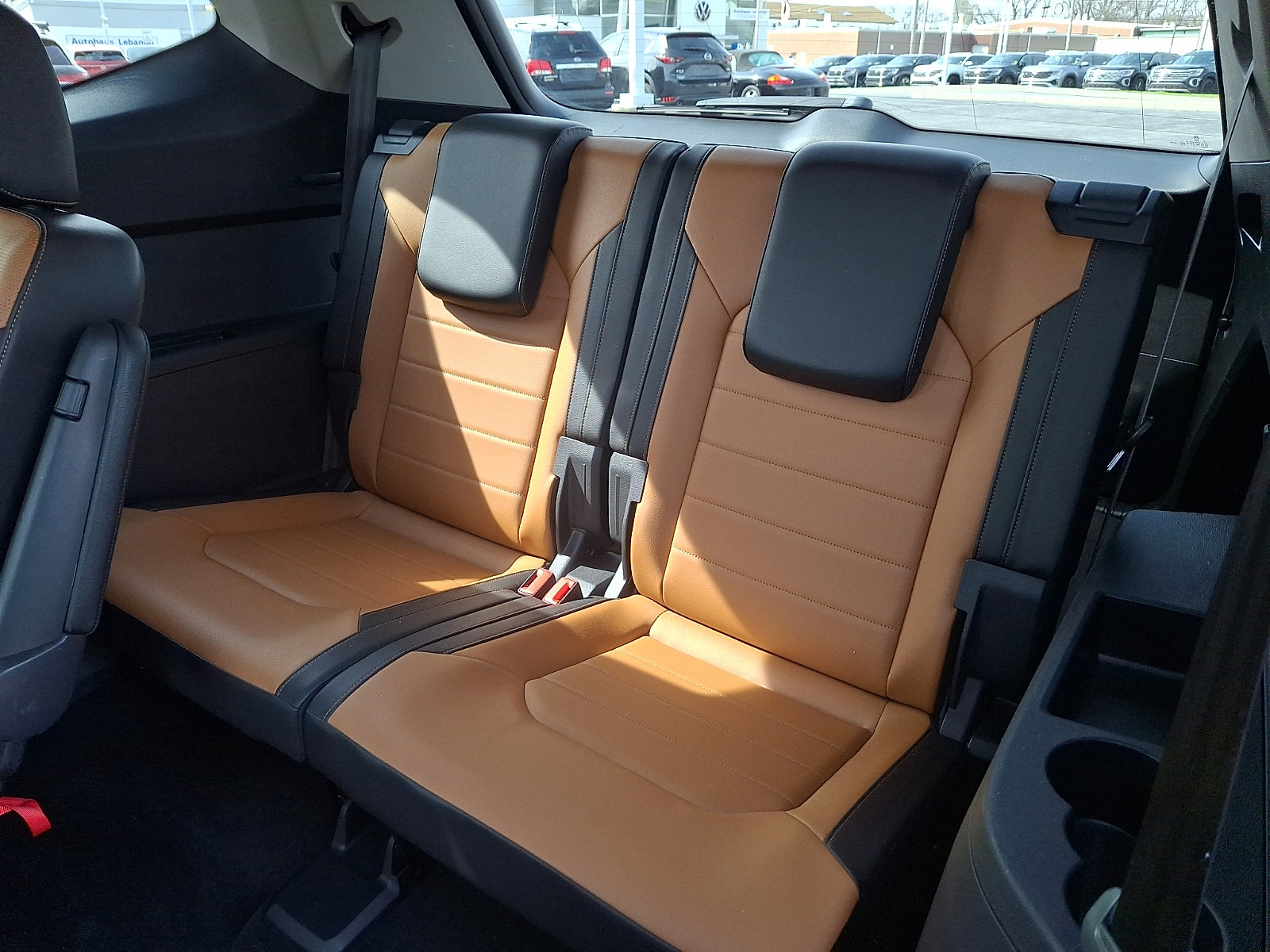 Used 2018 Volkswagen Atlas SEL Premium image 11