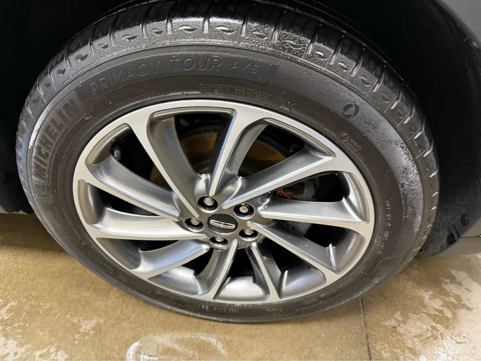 Used 2023 Lincoln Corsair AWD w/ Equipment Group 101A image 8