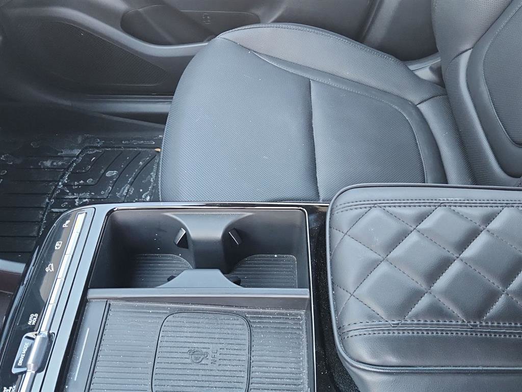 Used 2025 Hyundai Tucson Limited image 17