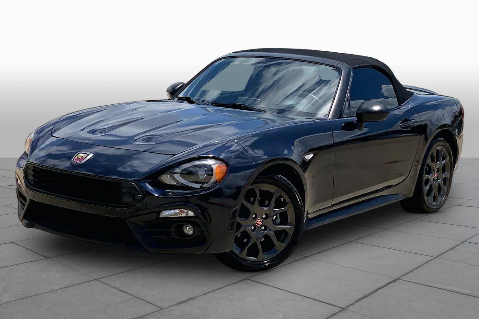 Used 2018 FIAT 124 Spider Abarth w/ Convenience Group RWD image 1