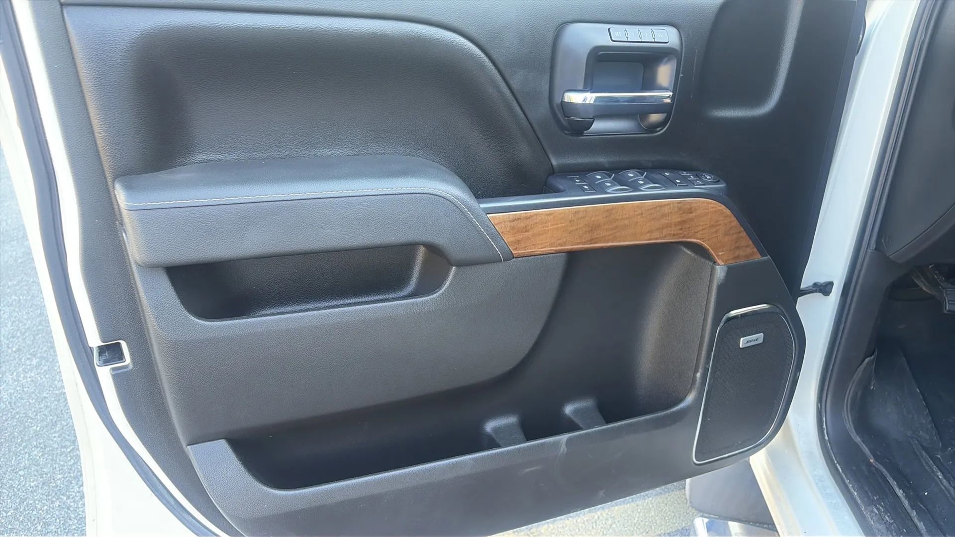 Used 2014 Chevrolet Silverado 1500 LTZ w/ LTZ Plus Package image 22