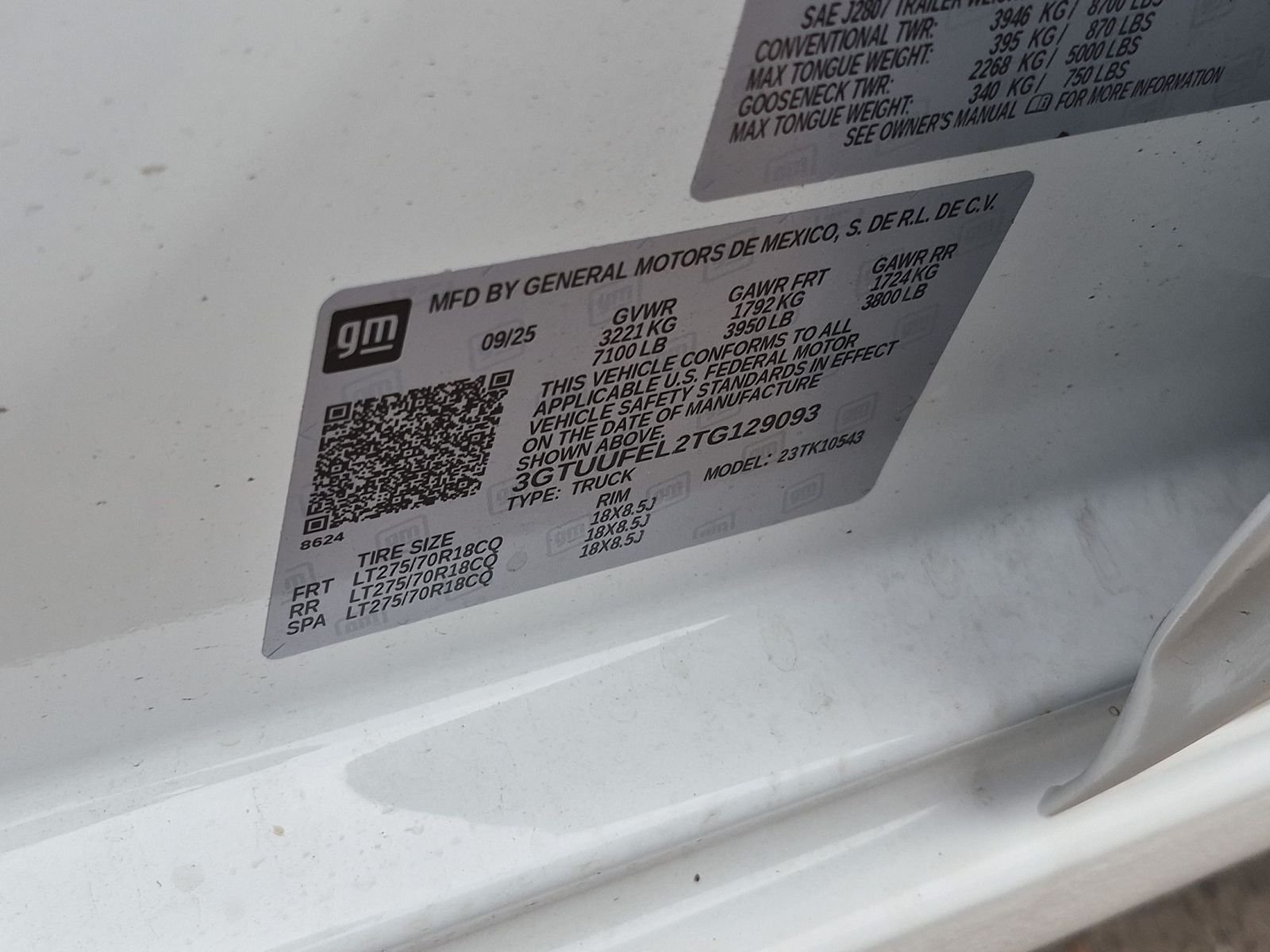 New 2026 GMC Sierra 1500 AT4X AWD/4WD image 34