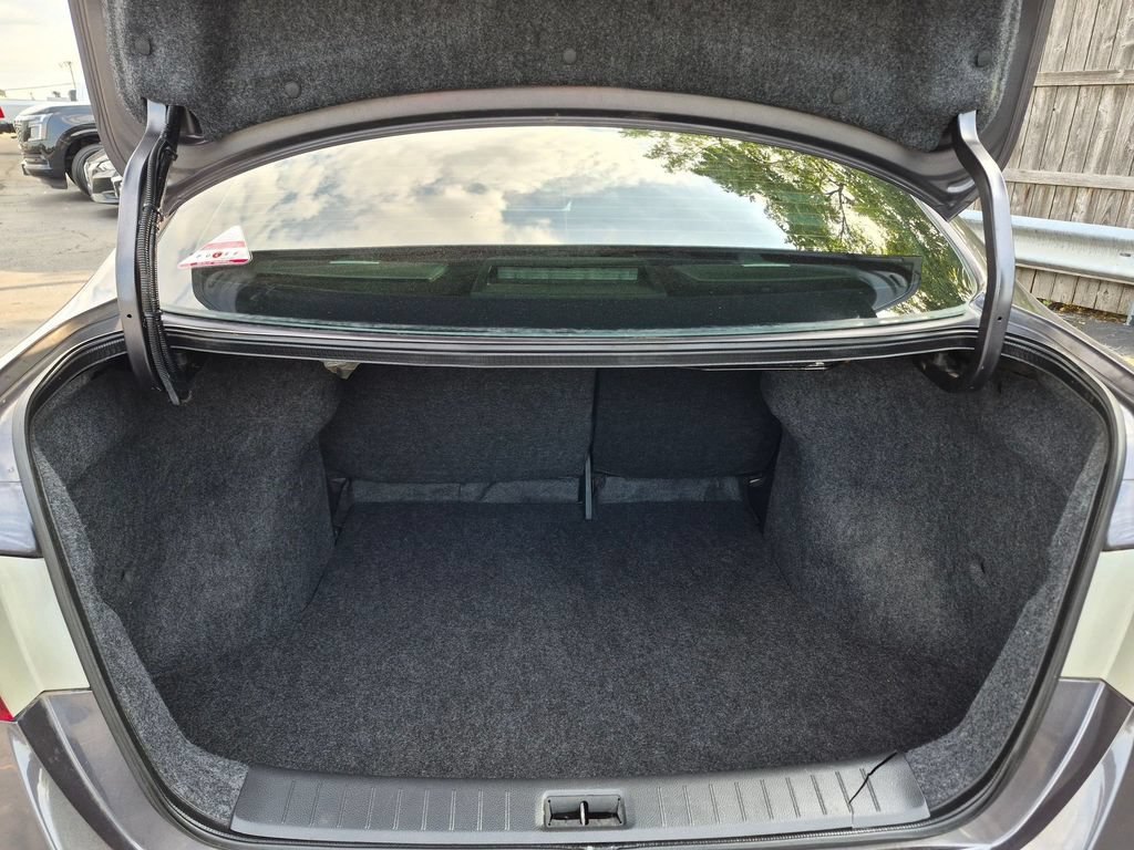 Used 2014 Nissan Sentra SL w/ Premium Package FWD image 26