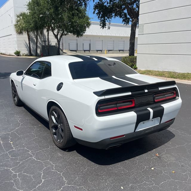Used 2022 Dodge Challenger R/T w/ Blacktop Package RWD image 3
