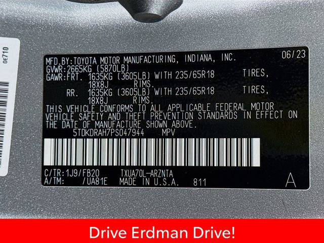 Used 2023 Toyota Highlander L image 32