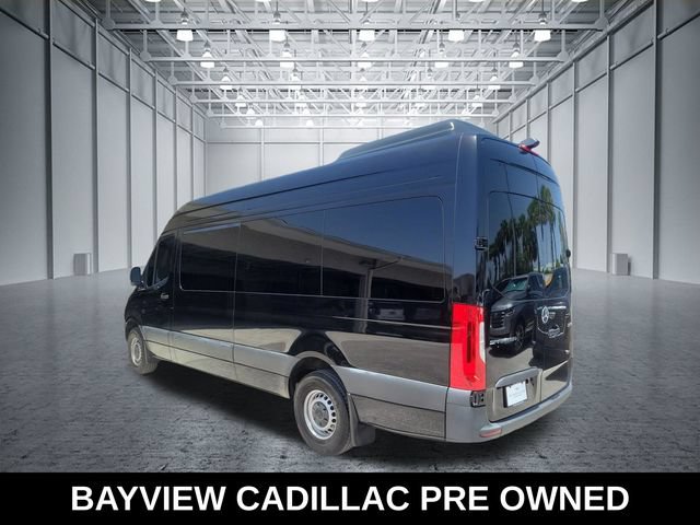 Used 2025 Mercedes-Benz Sprinter 2500 image 2