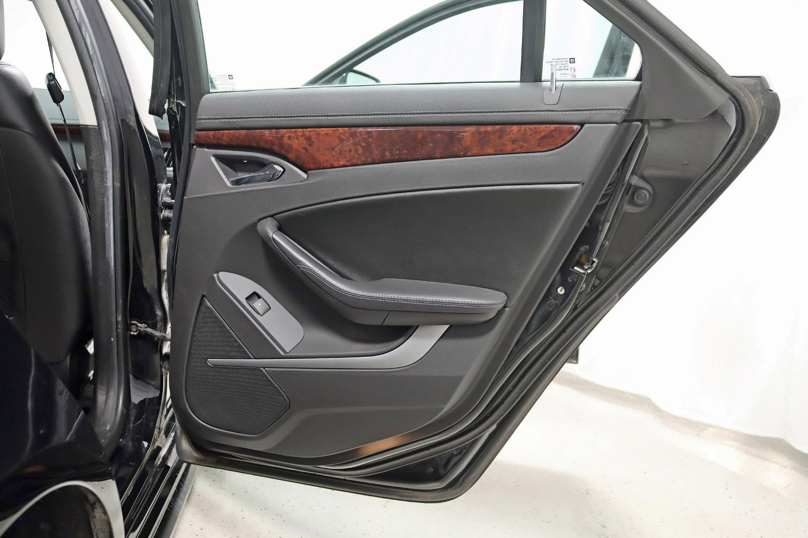 Used 2012 Cadillac CTS Luxury image 31