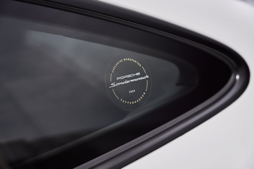 Used 2024 Porsche 911 Turbo S AWD/4WD image 17