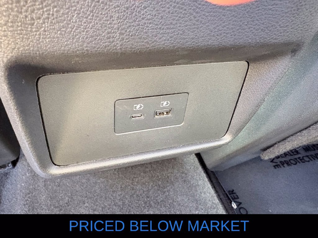 Used 2023 Nissan Rogue SV FWD image 9