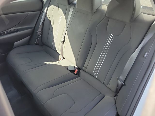 Certified 2025 Hyundai Elantra Blue image 17