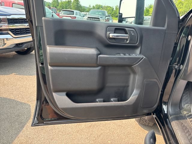 Used 2025 Chevrolet Silverado 2500 Custom w/ Custom Value Package AWD/4WD image 7