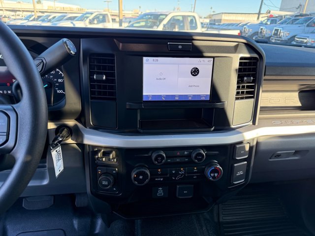 New 2026 Ford F250 XL w/ XL Chrome Package image 35