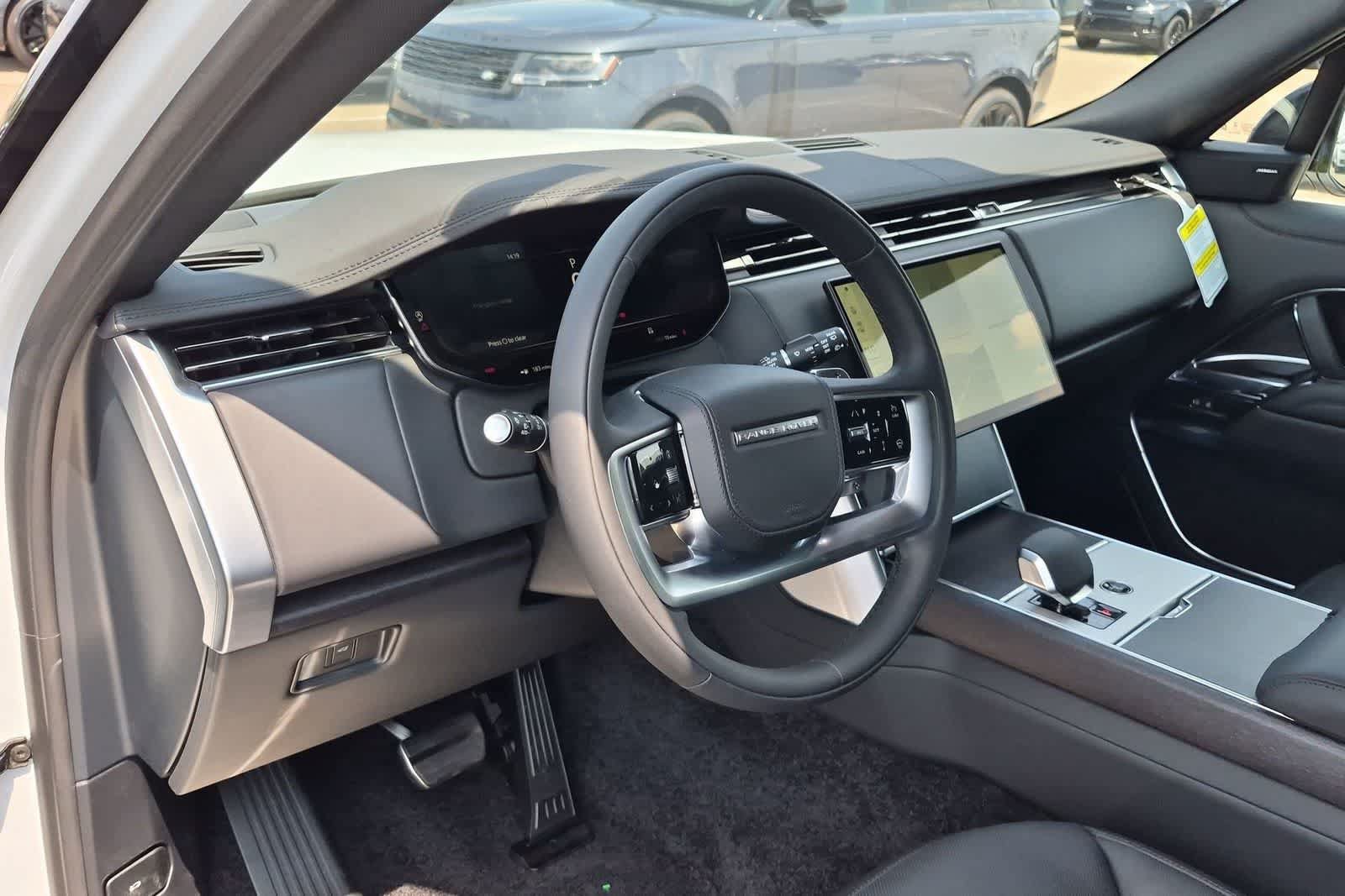 New 2026 Land Rover Range Rover SE AWD/4WD video 2