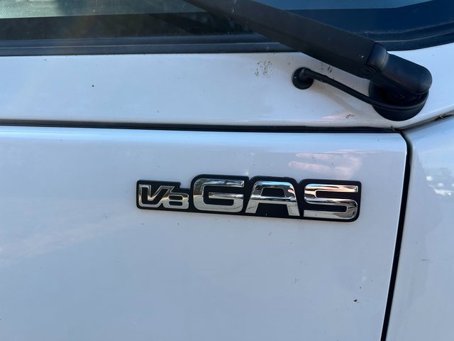 Used 2024 Isuzu NPR image 5