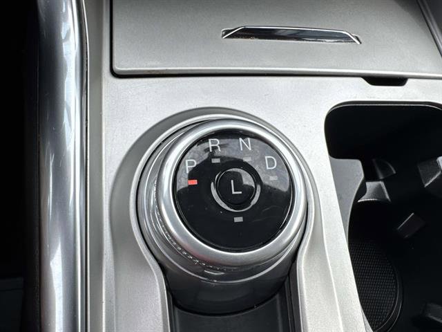 Used 2022 Ford Explorer XLT w/ Equipment Group 202A image 20