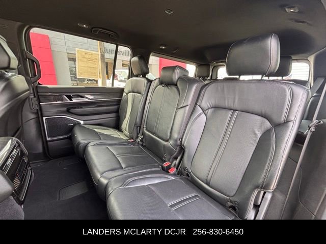 Used 2022 Jeep Wagoneer Series II image 19