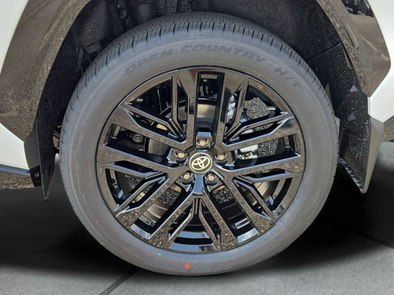 New 2026 Toyota RAV4 XSE AWD/4WD image 12