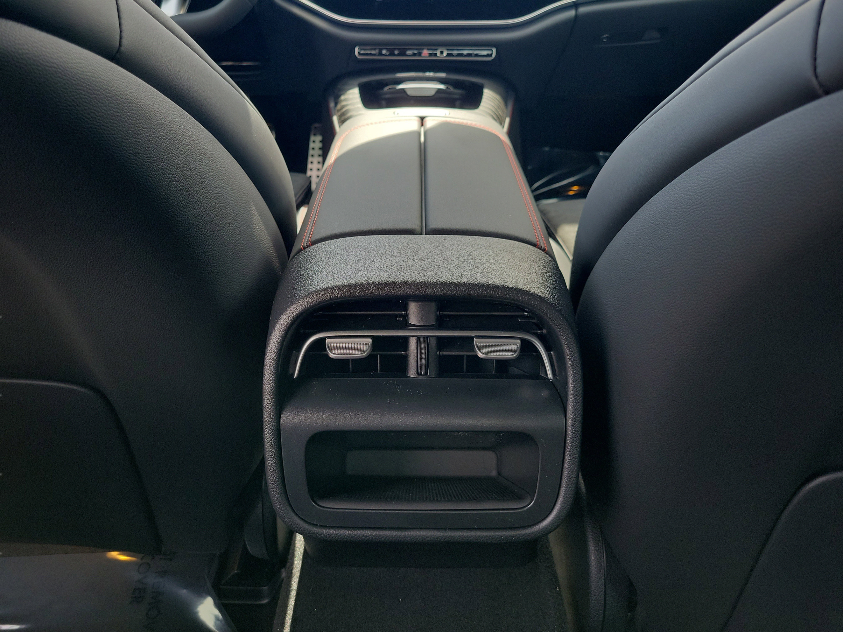 New 2026 Mercedes-Benz E 53 AMG e 4MATIC Sedan image 11