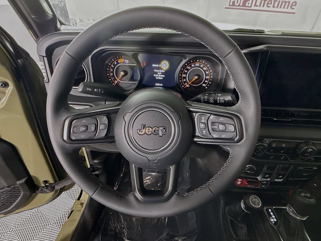 Used 2026 Jeep Wrangler Rubicon AWD/4WD image 19