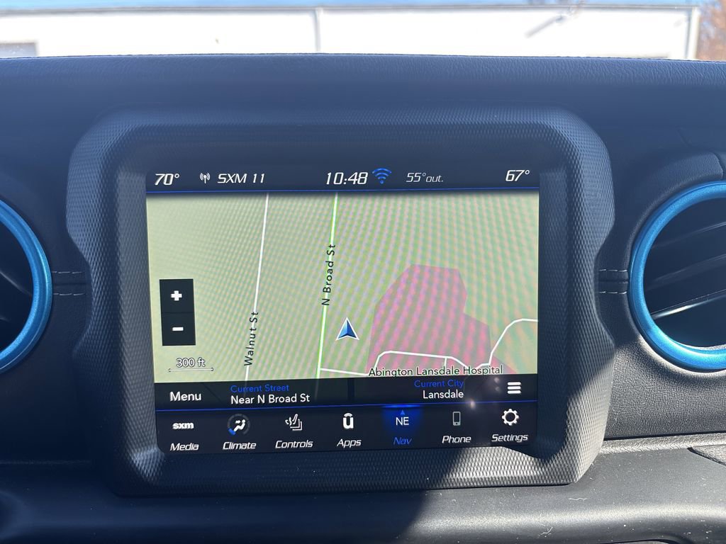 Used 2022 Jeep Wrangler Unlimited Sahara w/ Cold Weather Group image 23