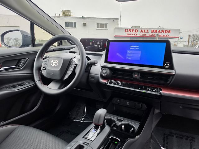 Used 2024 Toyota Prius Prime Premium FWD image 13