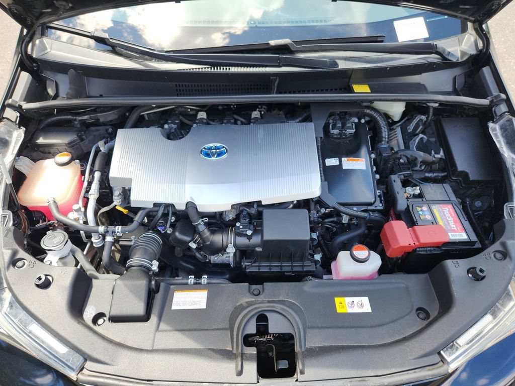 Used 2016 Toyota Prius Three Touring FWD image 24