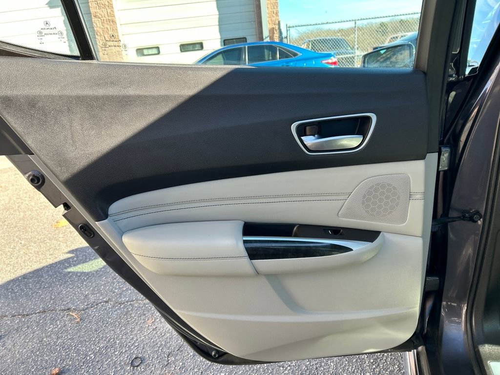 Used 2018 Acura TLX V6 w/ Technology Package image 21