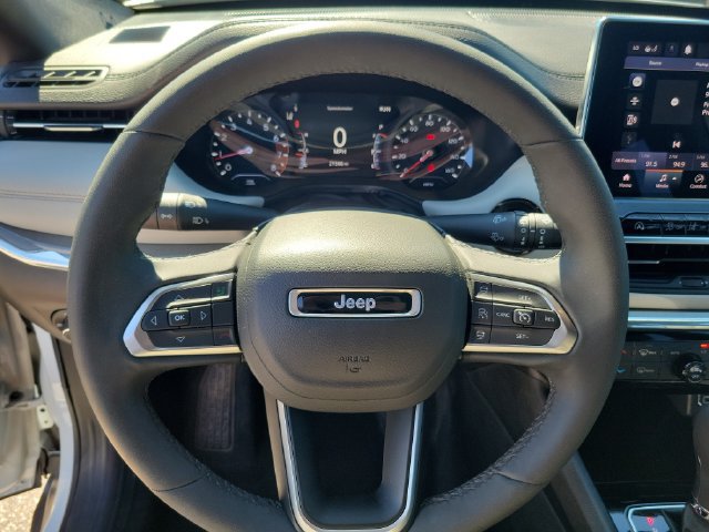 Used 2023 Jeep Compass Limited AWD/4WD image 14