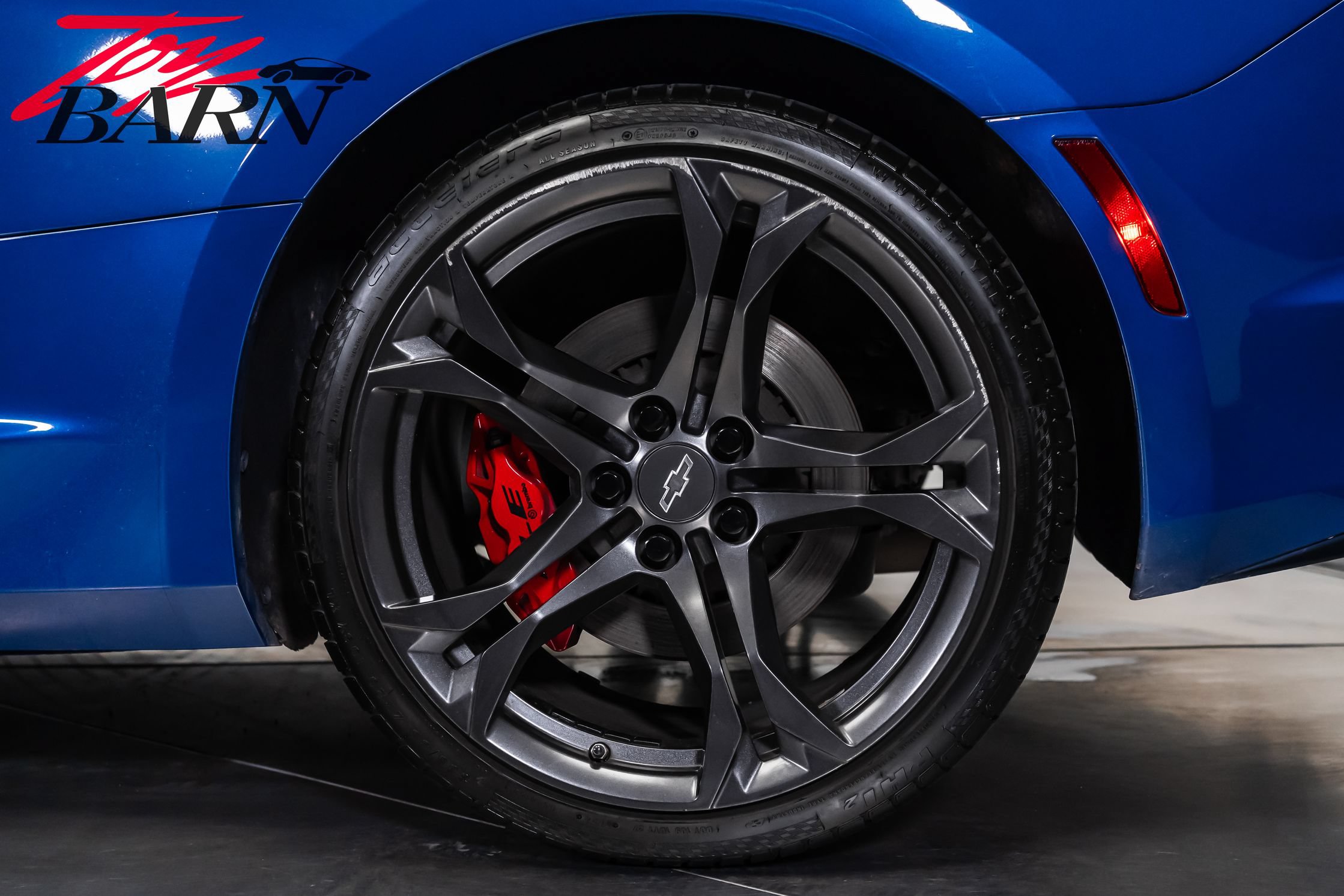 Used 2021 Chevrolet Camaro SS RWD image 20