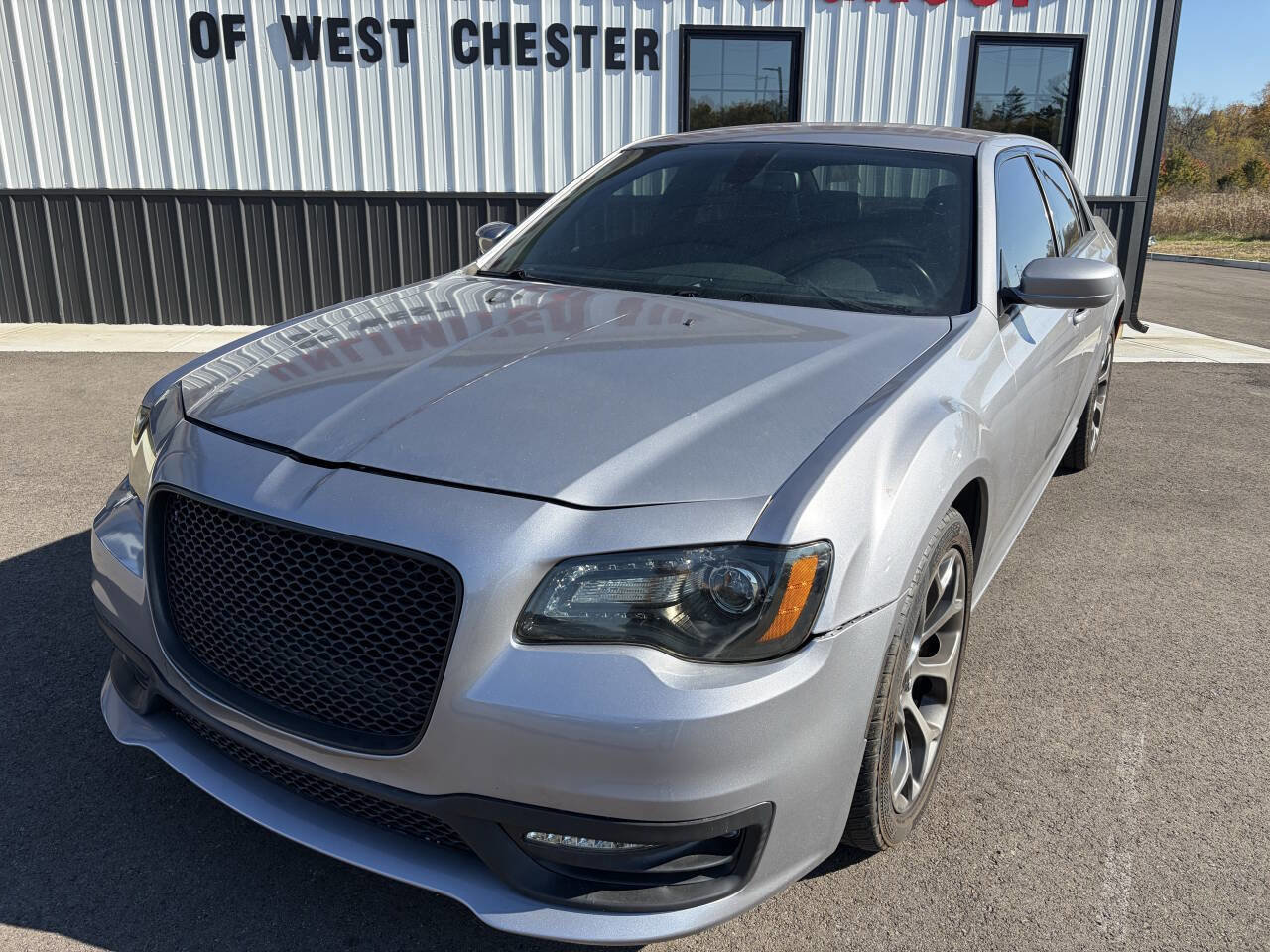 Used 2018 Chrysler 300 S image 2