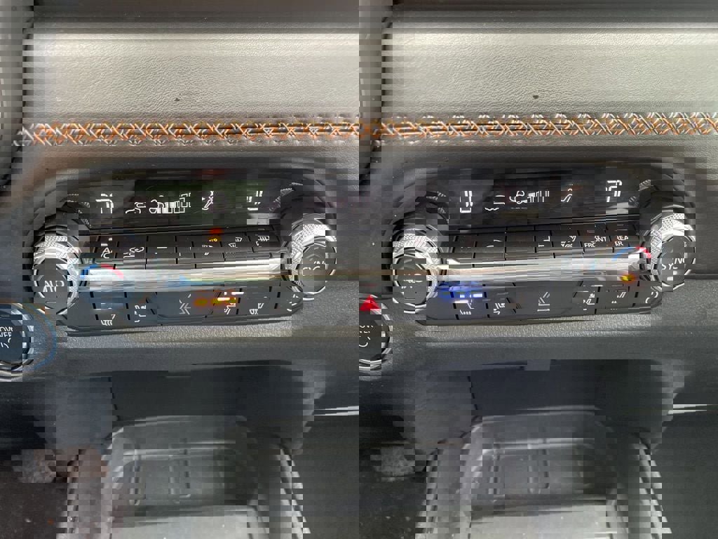 Used 2025 MAZDA CX-50 2.5 Hybrid w/ Premium Plus Pkg image 22