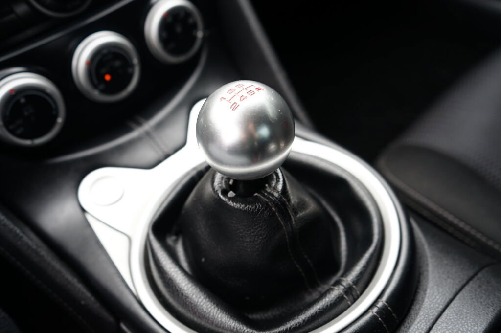 Used 2013 Nissan 370Z Coupe image 17