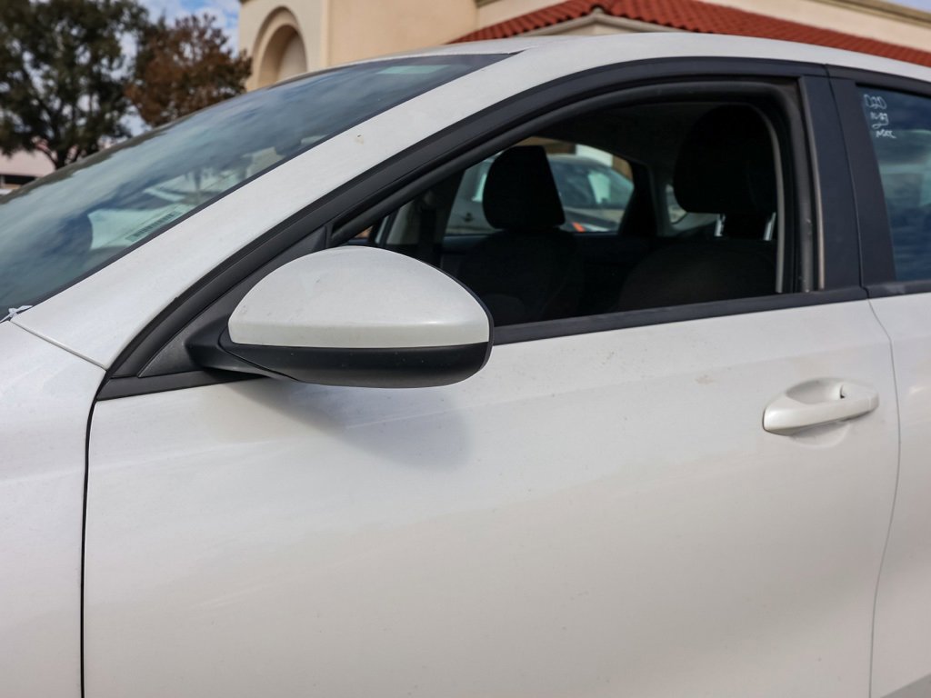 Used 2024 Kia Forte LXS image 12