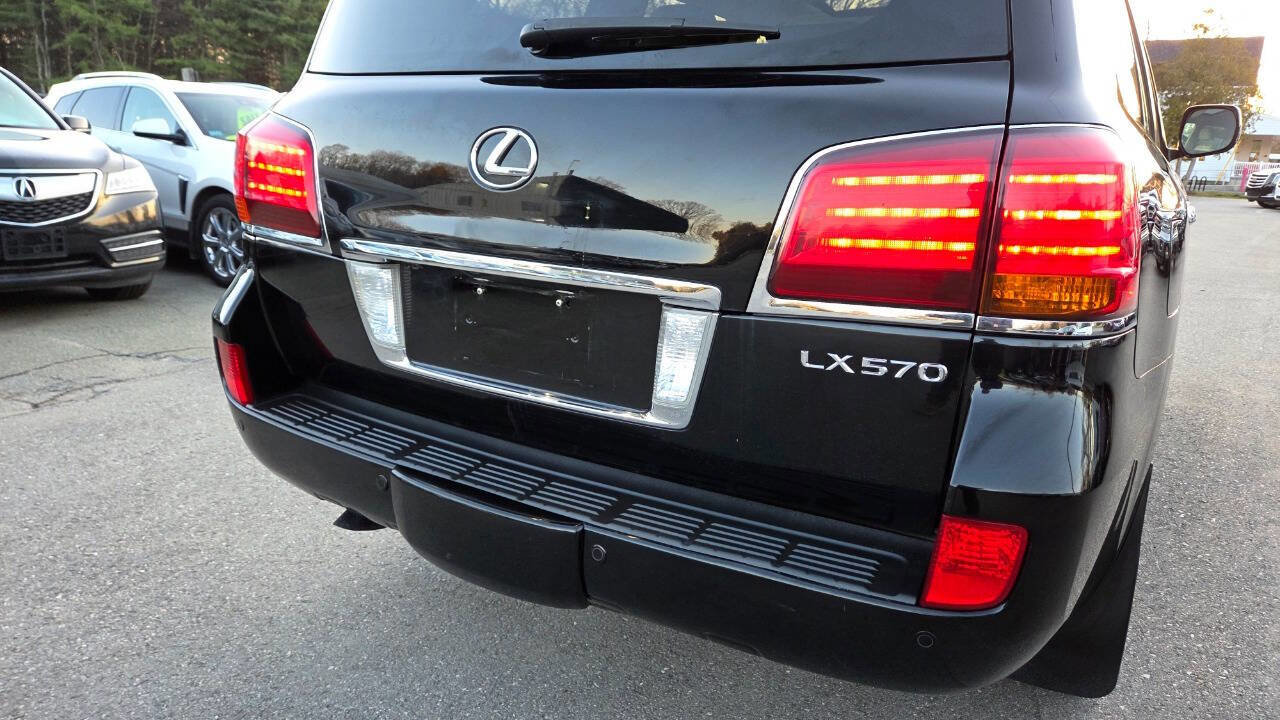 Used 2011 Lexus LX 570 4WD image 15