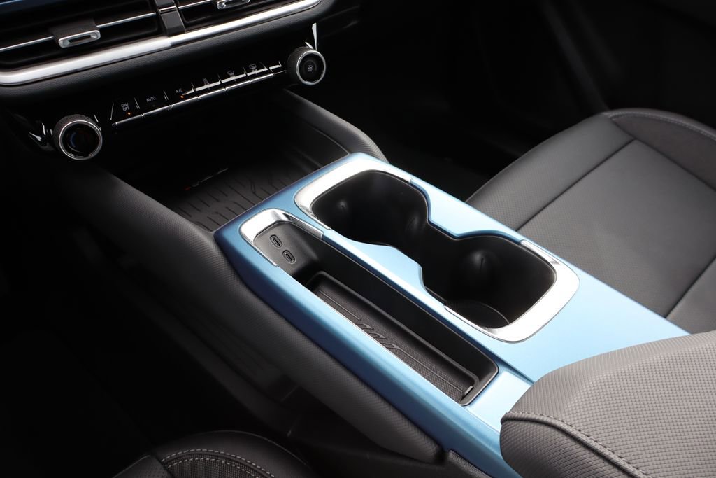 New 2026 Chevrolet Equinox EV LT image 24