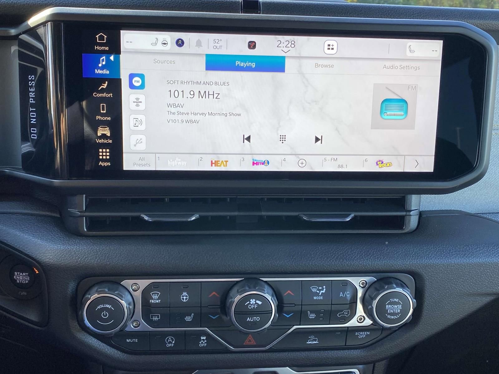 New 2026 Jeep Wrangler Sport S image 23