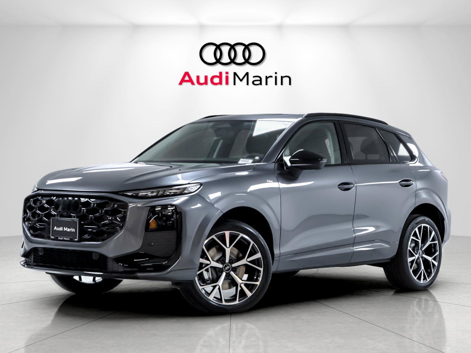 New 2026 Audi Q3 quattro 2.0T AWD/4WD image 1