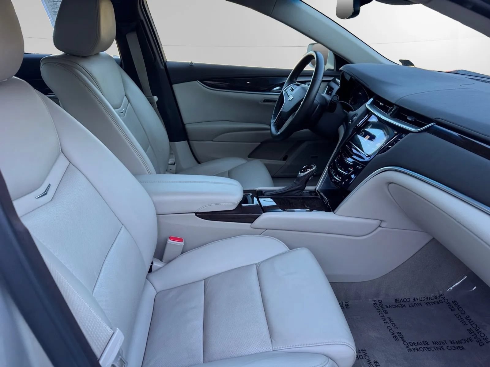 Used 2016 Cadillac XTS Luxury w/ Driver Awareness Package FWD image 19