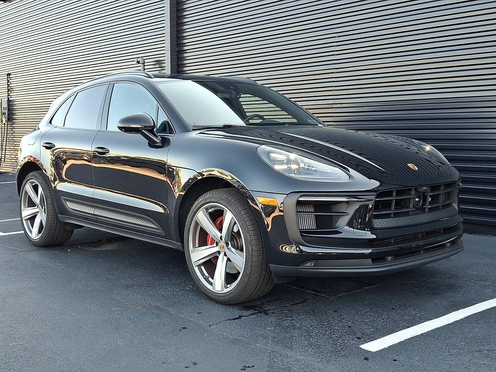 Certified 2024 Porsche Macan S AWD/4WD image 9