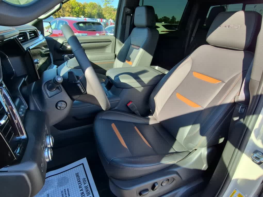 Used 2026 GMC Sierra 1500 AT4 w/ AT4 Premium Package AWD/4WD image 13
