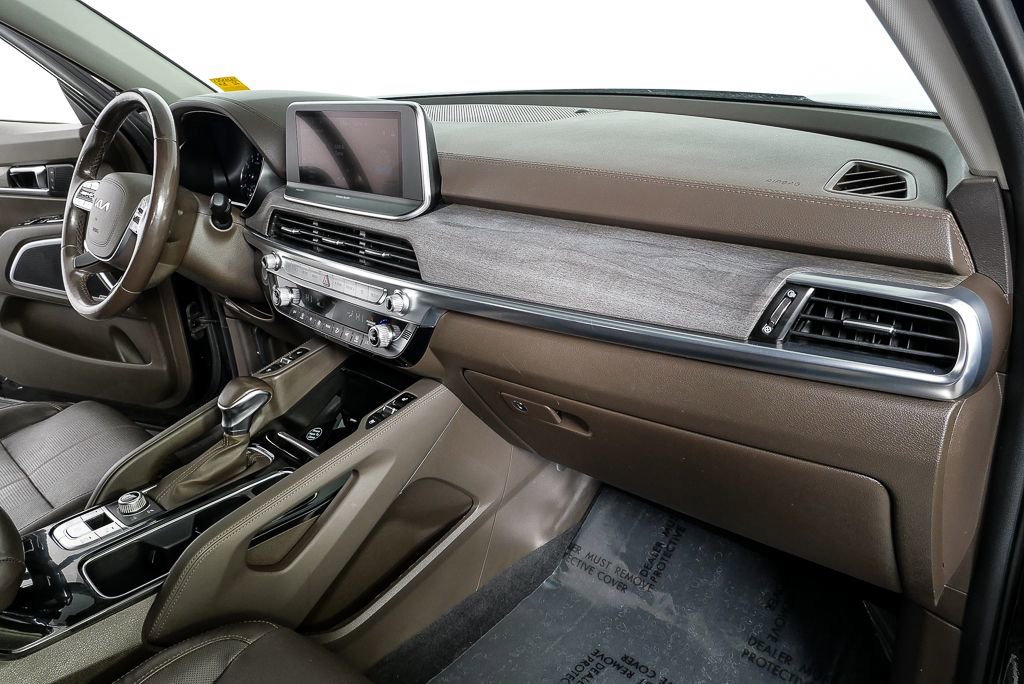 Used 2022 Kia Telluride SX w/ Nightfall Edition Package image 24