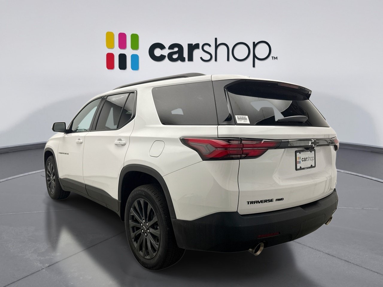 Used 2023 Chevrolet Traverse RS AWD/4WD image 2