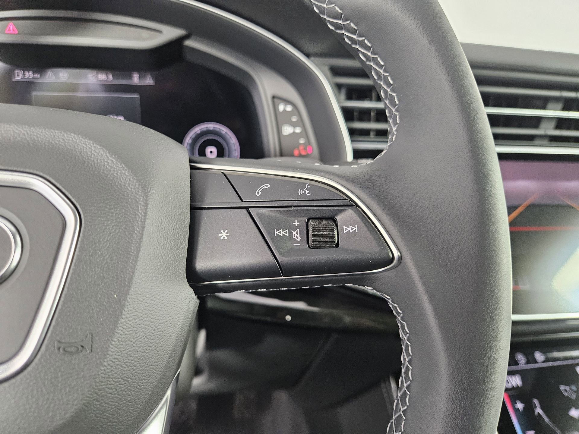 New 2026 Audi Q7 3.0T Prestige AWD/4WD image 24