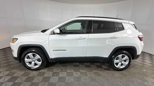 Used 2019 Jeep Compass Latitude w/ Popular Equipment Group AWD/4WD image 5