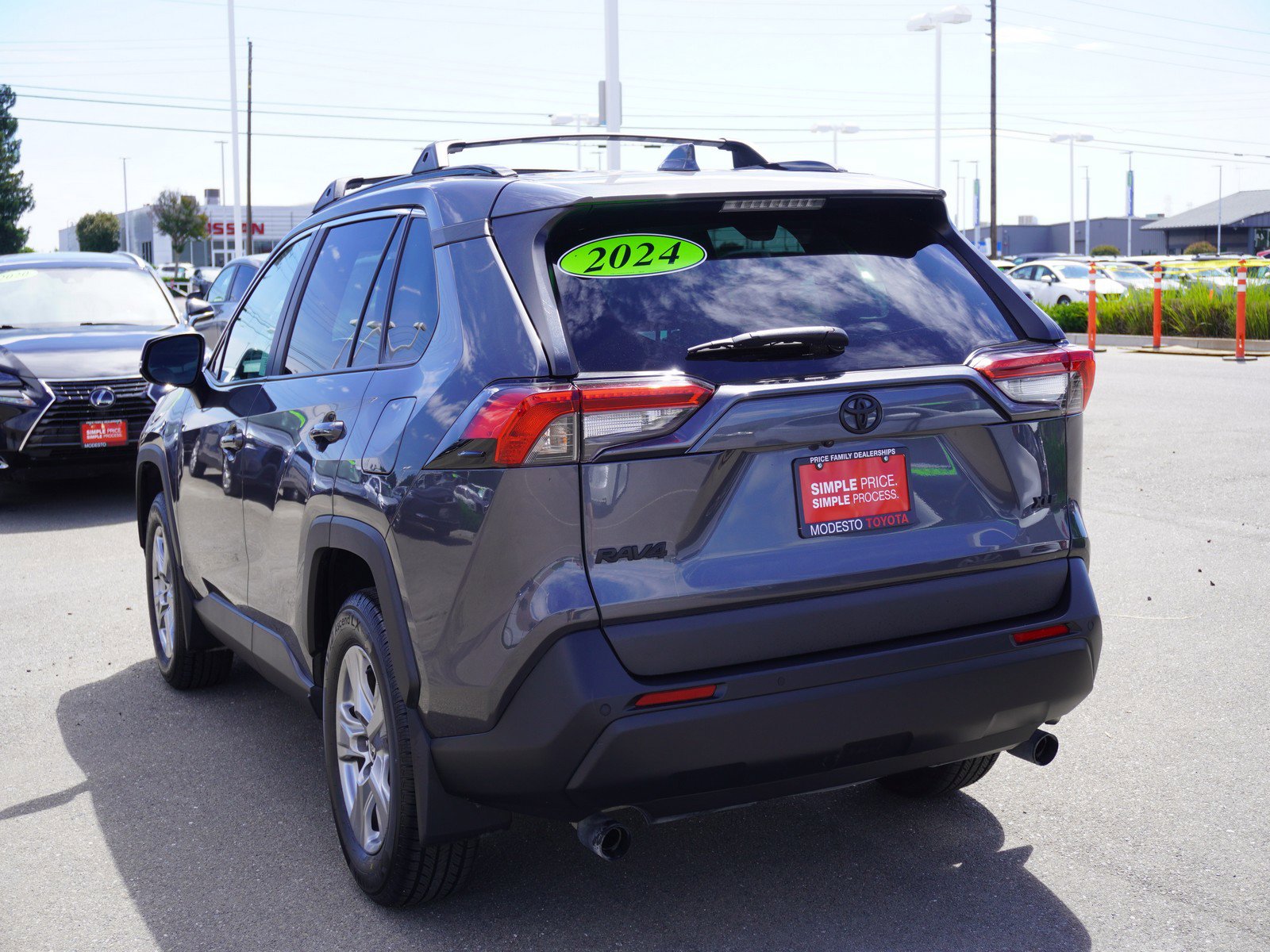 Used 2024 Toyota RAV4 XLE Premium w/ Weather Package FWD image 8