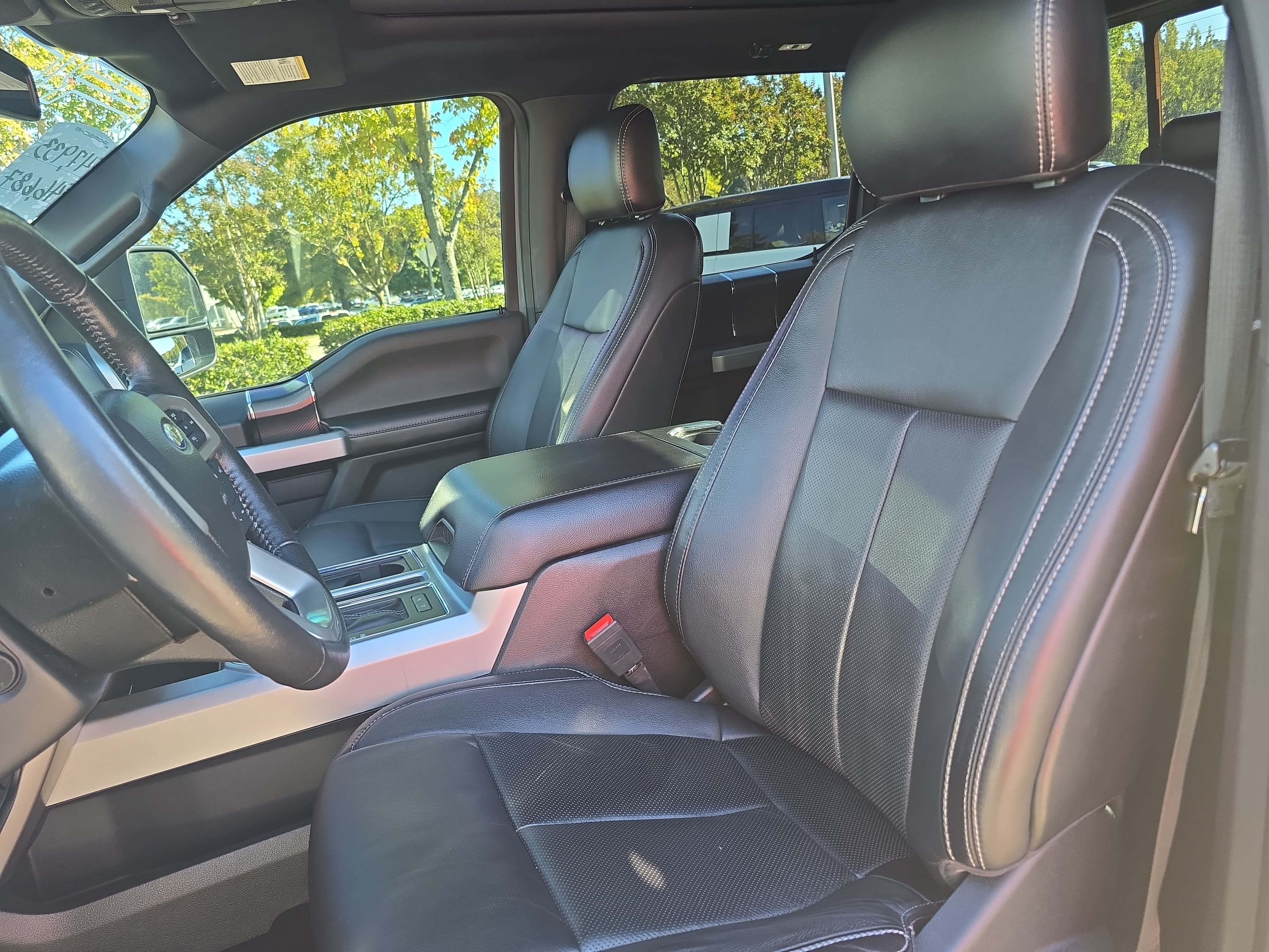 Used 2020 Ford F150 Lariat w/ Equipment Group 502A Luxury AWD/4WD image 16
